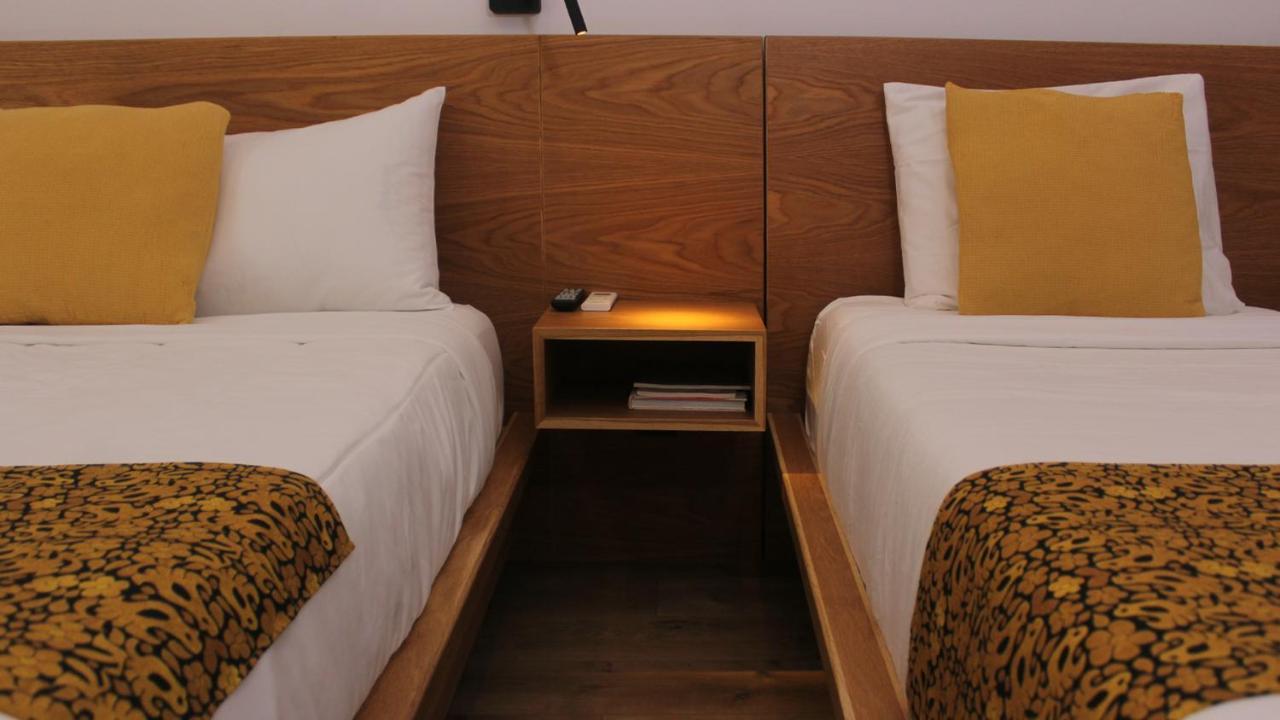 Hotel Brecha Tijuana Bagian luar foto