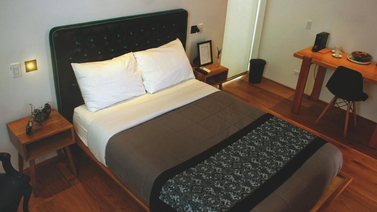 Hotel Brecha Tijuana Bagian luar foto