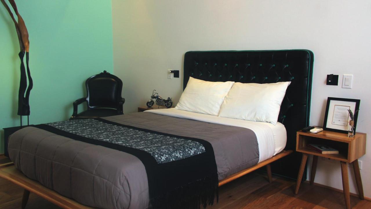 Hotel Brecha Tijuana Bagian luar foto